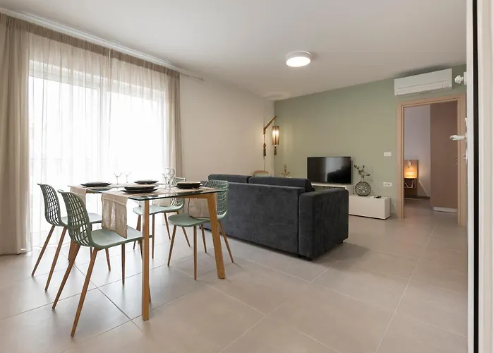 아파트 Sea And Luxurious