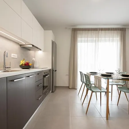 Sea And Luxurious Apartamento Cos