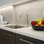 Sea And Luxurious Apartment